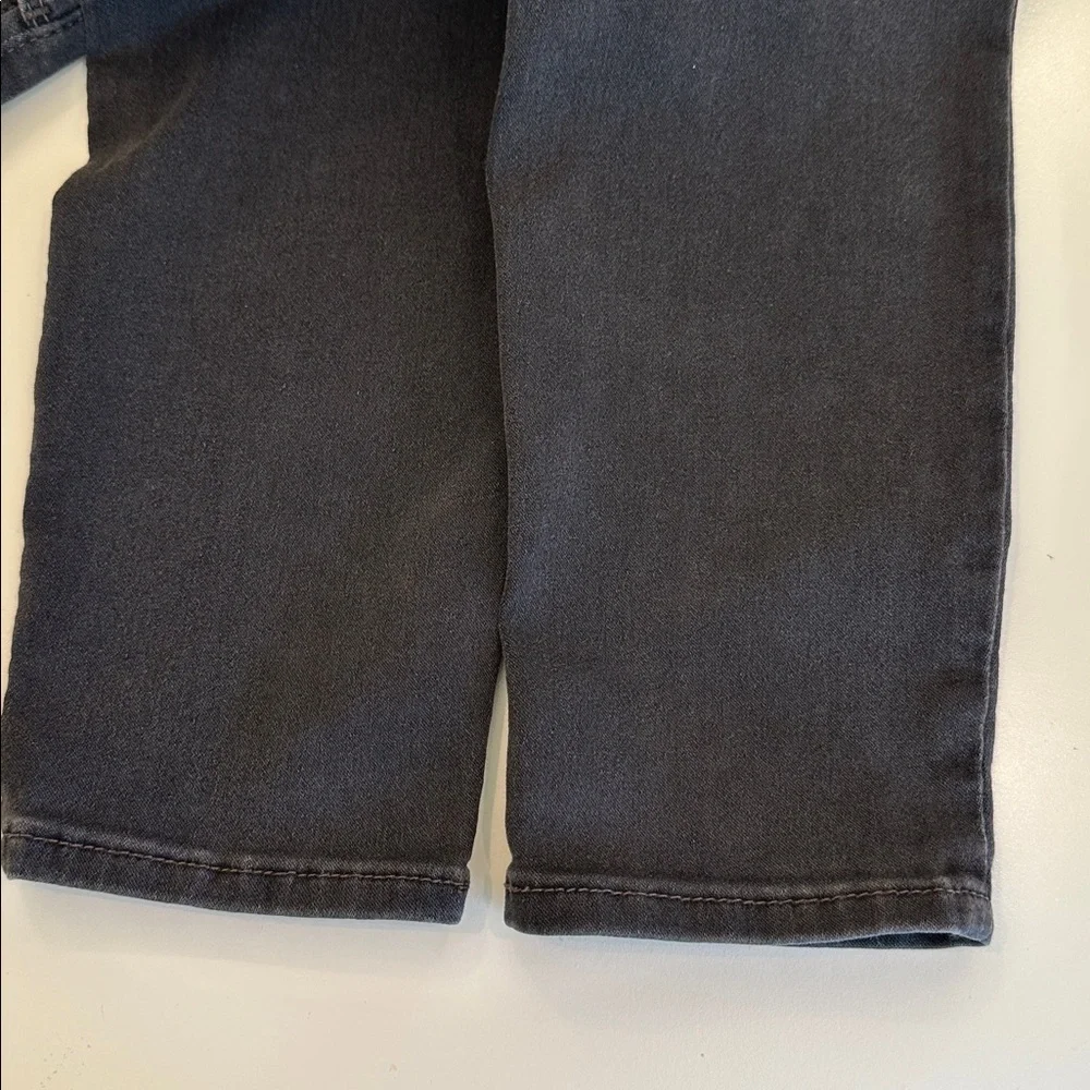 Hudson Midrise Super Skinny Ankle Jeans. Charcoal. Size 26.